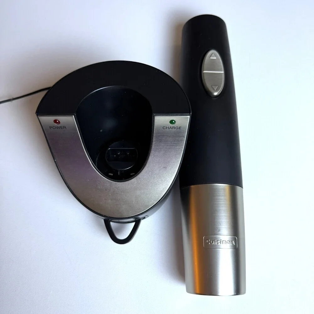 Cuisinart Cordless Electric Wine Opener with Foil Cutter & Charging Base CWO-48